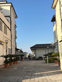 Immobile uso ufficio con mansarda e deposito