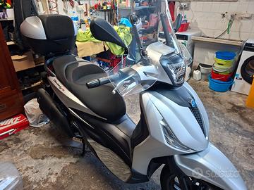 piaggio beverly 400s