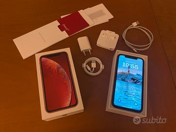 IPhone XR rosso 64GB + accessori