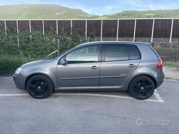 Volkswagen golf 5  1.9united