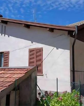 Casa Singola a Ponna