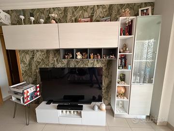 Parete attrezzata  per  salotto e porta tv