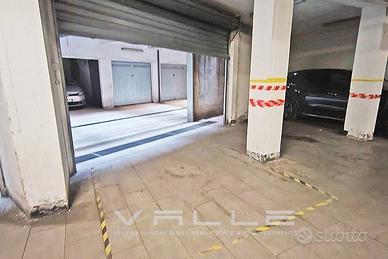 Box / Garage di 8 m² a Bergamo