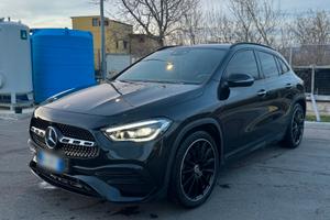 MERCEDES GLA 220D PREMIUM AMG