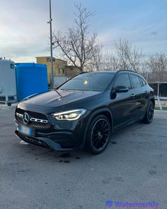MERCEDES GLA 220D PREMIUM AMG