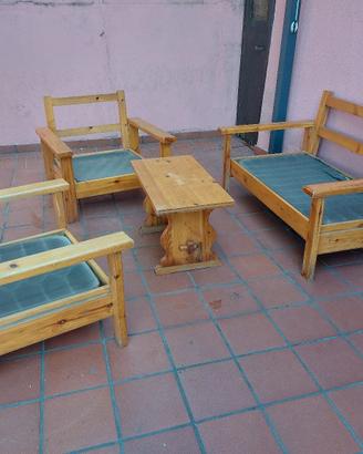 set divani in legno + tavolinetto
