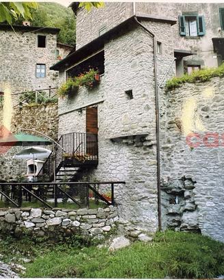 Terratetto Fabbriche di Vergemoli [UM242CVVRG]