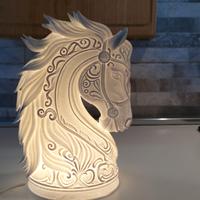 Testa di Cavallo Luminosa – Lampada Decorativa Art