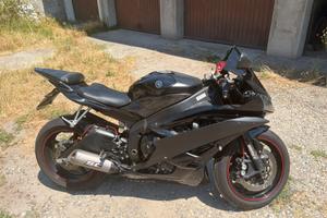 Yamaha YZF R6 2007, tagliandata maggio 2026