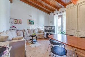 3 LOCALI MANSARDATO RECENTE (2007) DI 70MQ TERMOAU