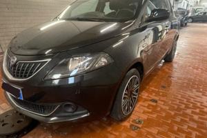LANCIA Ypsilon 1.0 FireFly 5 porte S&S Hybrid Si