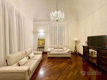 Residenza d'epoca accanto a Piazza Duomo