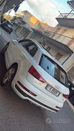 Audi Q3 S Line