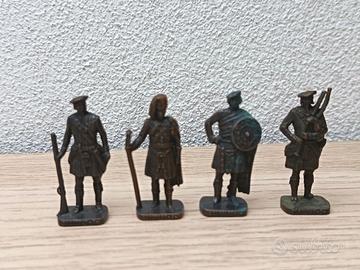 Soldatini Kinder serie Scozzesi ferrero anni 70