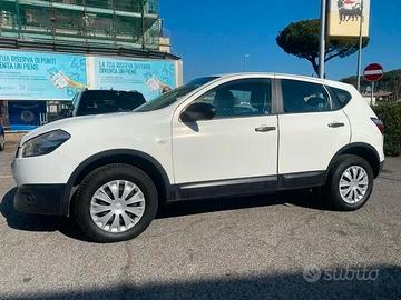 Nissan Qashqai 1.5 dCi DPF Tekna