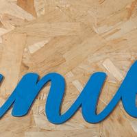 scritte legno taglio laser