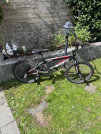 Bicicletta BMX Scout