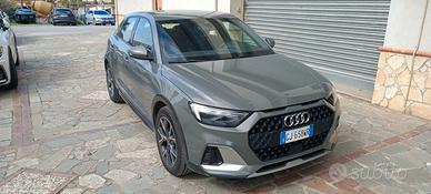 Audi A1 citycarver 30 TFSI S tronic Admired