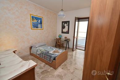 Letto Singolo con cassettoni