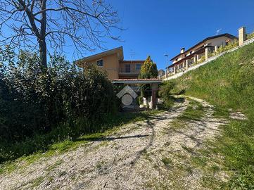 CASA INDIPENDENTE A CELLINO ATTANASIO