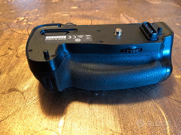Nikon Battery Grip MB-D16 + batteria