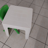 Tavolo e sedia bambini gioco