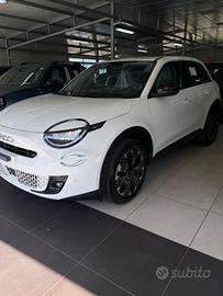 Fiat 600 Hybrid 110 CV DCT MHEV La Prima KM0 2026