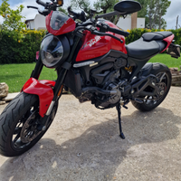 Ducati Monster+ 937 km 8100