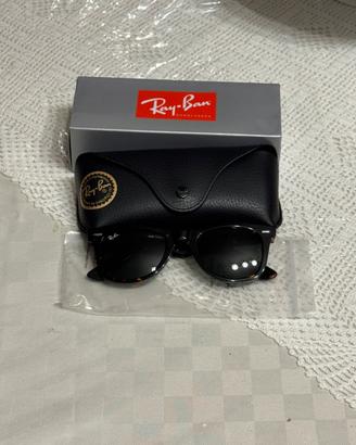 Occhiali Rayban wayfarer maculato