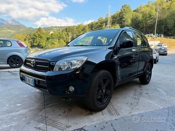 Toyota RAV 4 RAV4 2.2 D-4D 136 CV DPF Luxury