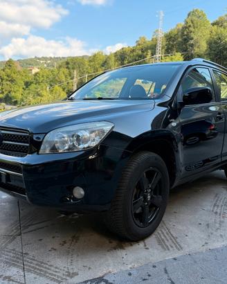 Toyota RAV 4 RAV4 2.2 D-4D 136 CV DPF Luxury