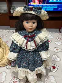 BAMBOLA DI PORCELLANA BEATRICEPROMENADE COLLECTION