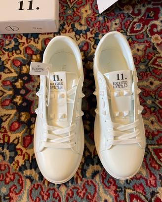 Valentino Garavani Rockstud