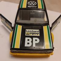 Volkswagen Golf GTI 9101 scala 1/24 Burago