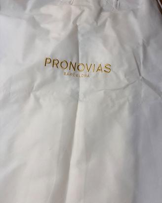 Abito da sposa con Velo e scarpe