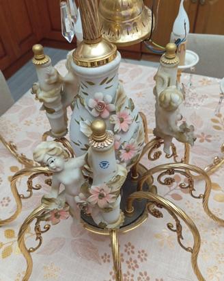 lampadario di porcellana di Capodimonte