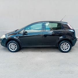 Punto evo metano 1.4 anno 2012 2350 euro