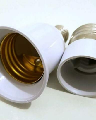 Adattatore E14 a E27 ed E27 a E14