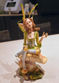 Fata Les Alpes vintage – dipinta a mano base fungo