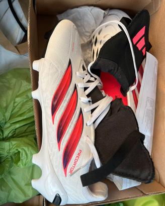 ADIDAS PREDATOR 41 E 1/3 NUOVE SENZA CARTELLINO