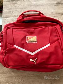 Borsa pc della Ferrari