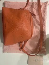 Borsa Coccinelle originale in pelle martellata