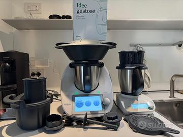 Bimby TM 6 con tutti gli accessori e Bimby Friend