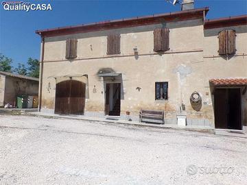 Casale buone condizioni a Monsano