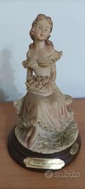 “L’Arte nel Mondo” - statuetta vintage