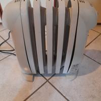 Radiatore elettrico a olio DèLonghi 