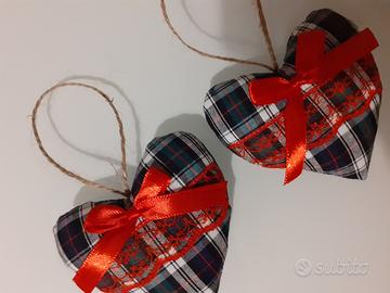 Decorazioni natalizie 2 cuori scozzesi con pizzo r