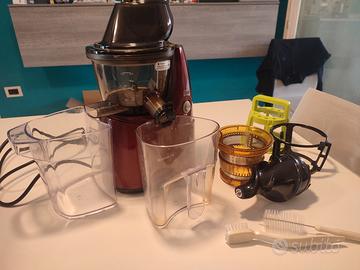 Estrattore di succo Kuvings