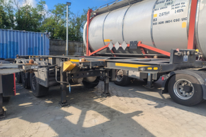 Semirimorchi per trasporto isotank mt 7.80 ADR