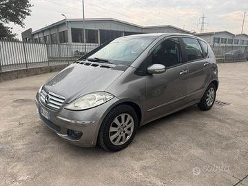 MERCEDES-BENZ A 180 CDI Avantgarde CAMBIO AUTOMA